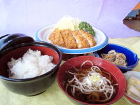 とんかつ定食画像