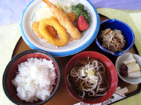 ミックスフライ定食画像